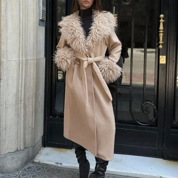 Khaki Bohemian Women's Long Coat with Faux Fur Trim - Picture 7 of 8